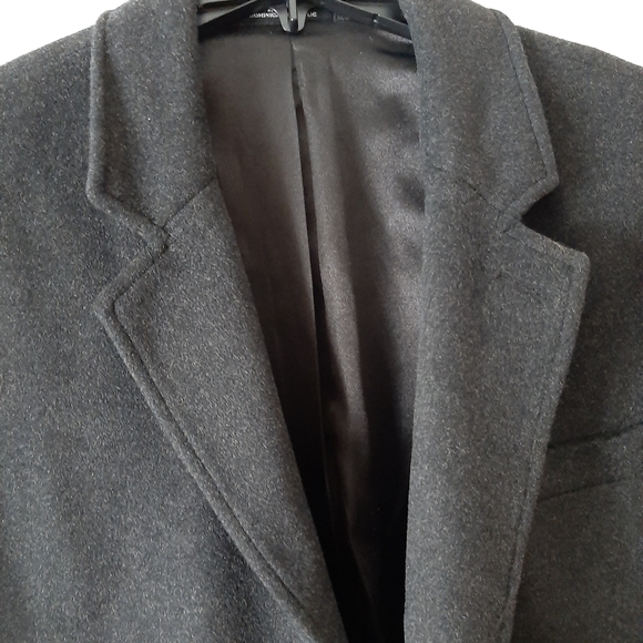 Mens coat - Picture 6 of 7
